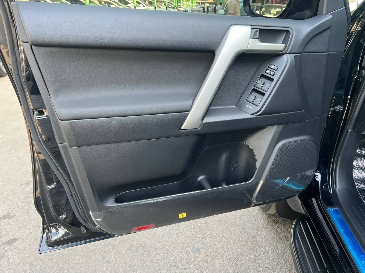 Toyota Land Cruiser 150 2.7