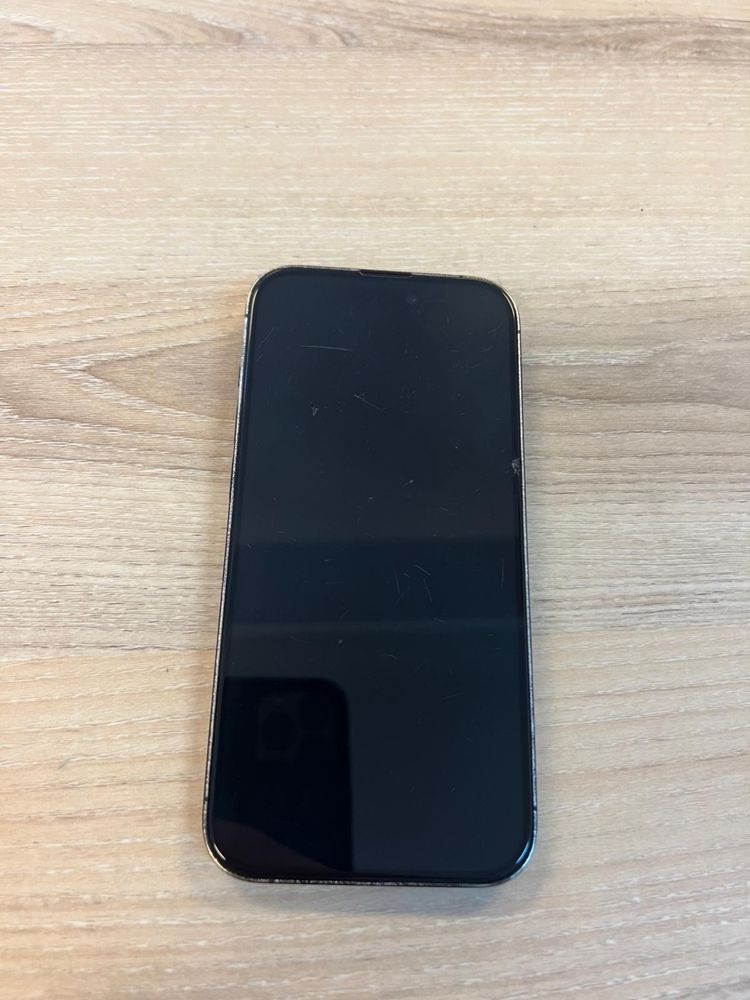 Schimb iPhone 14 Pro