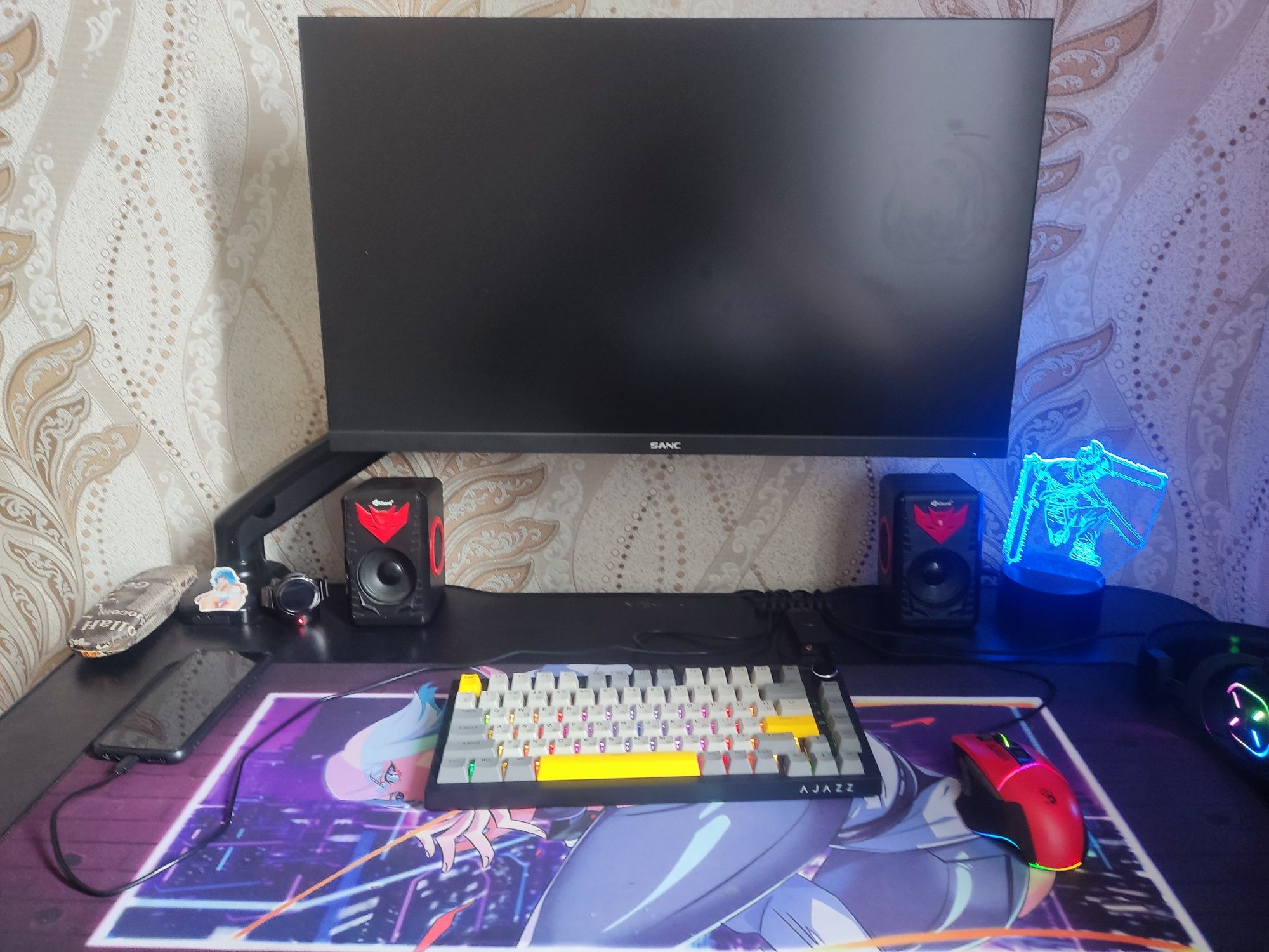 Игровой компьютер со столом