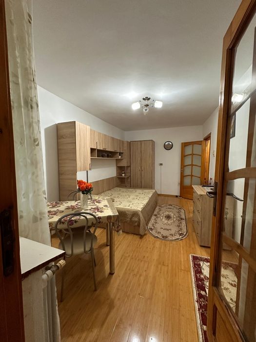 Garsoniera Zona Piata Mare - Mobilata / Utilata - Libera