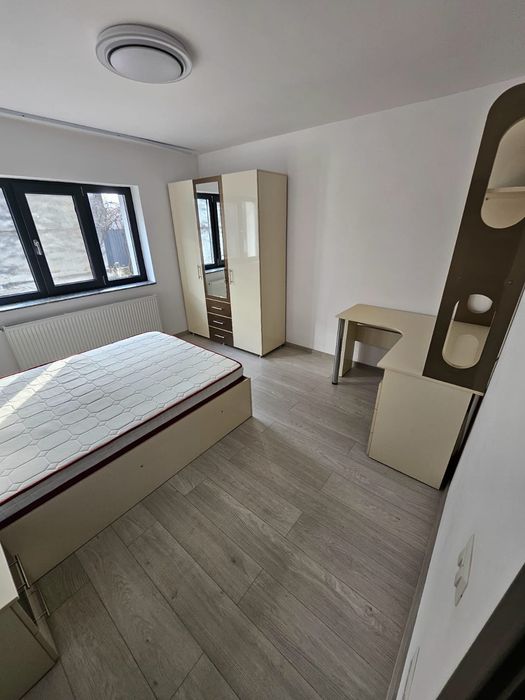 Vând urgent mobila dormitor