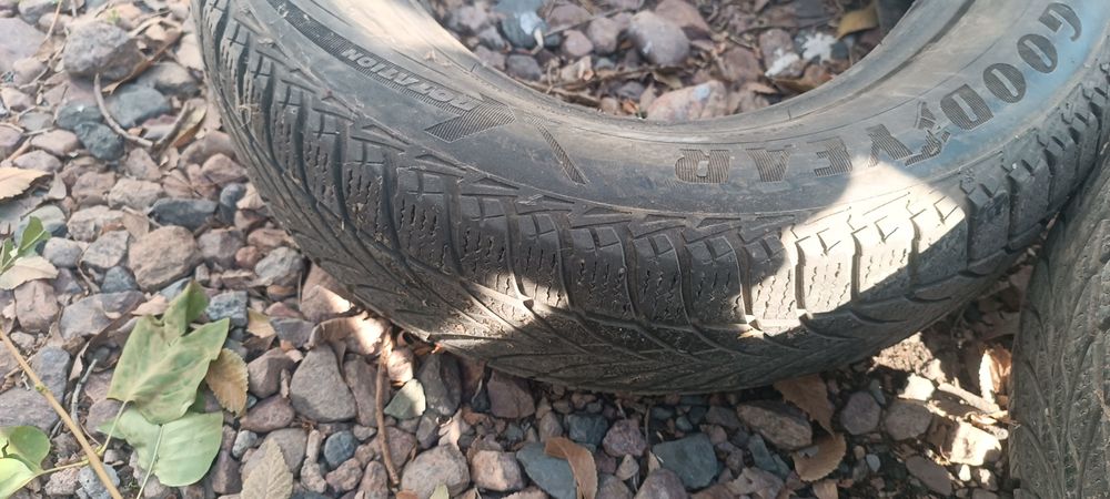 Продам шины на 15 зимние