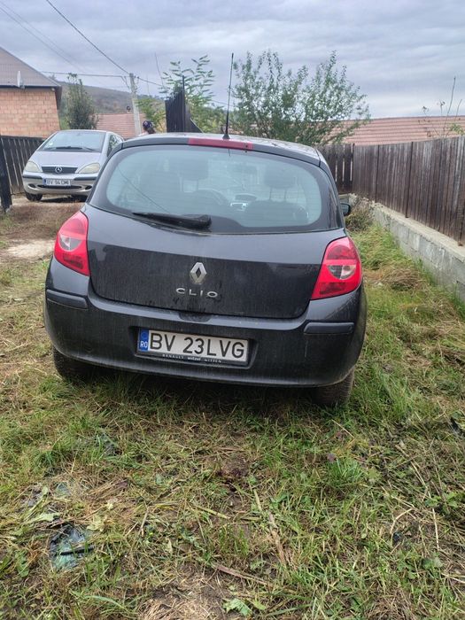 Renault Clio 3 an 2008 acte la zi