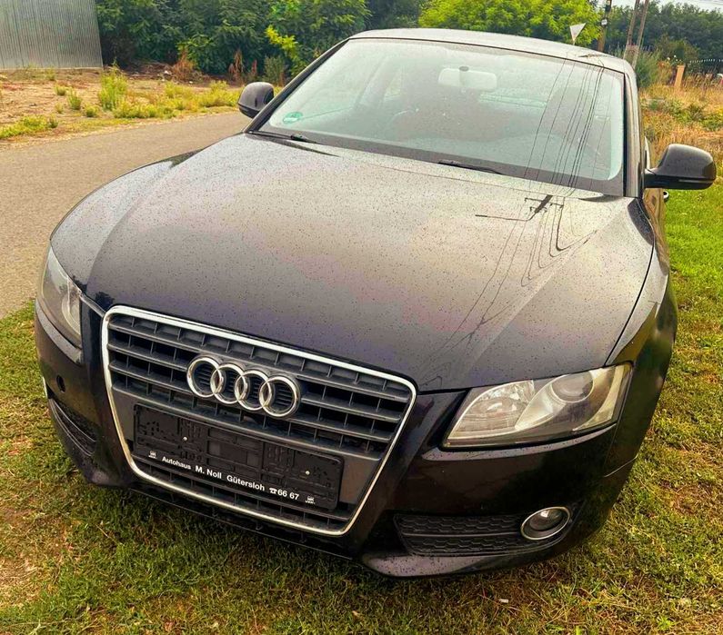 Vând Audi A5 coupe