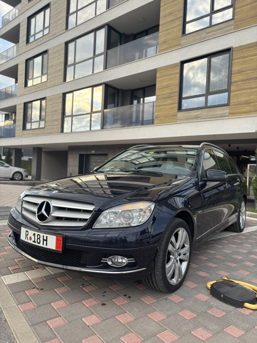 Mercedes c-class 320v6