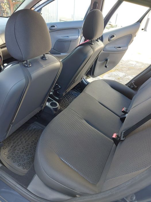 De Vânzare  Peugeot 206+