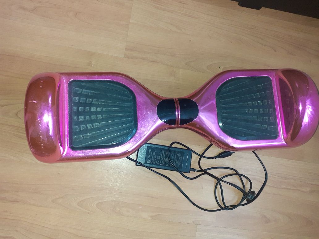 Vând Hoverboard stare foarte bună de funcționare!