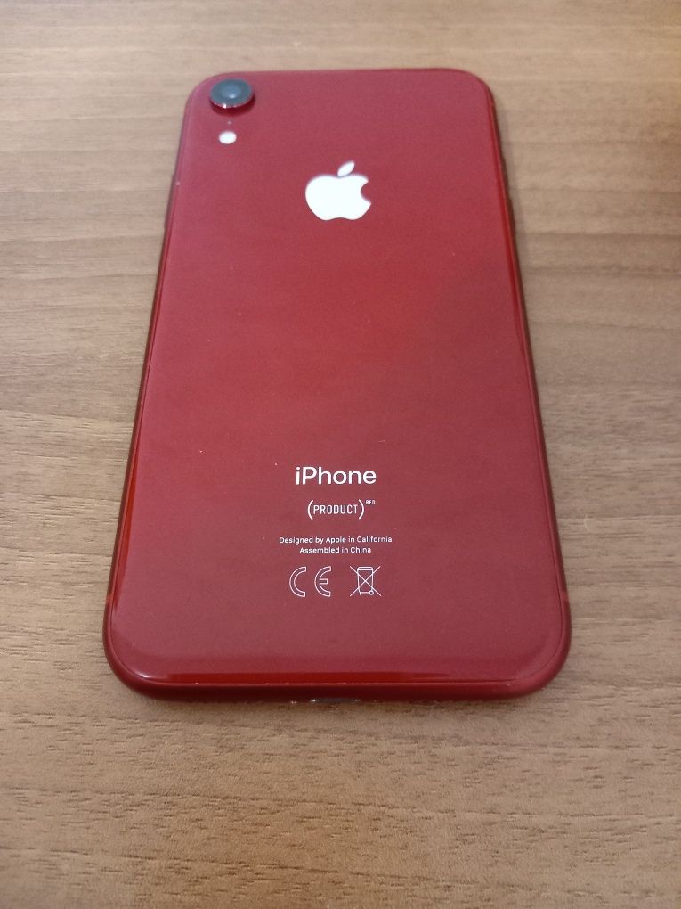 Телефон Iphone xr