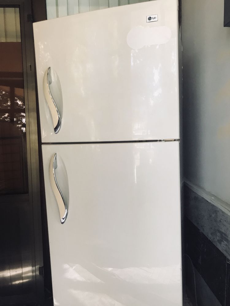 Продам холодильник LG