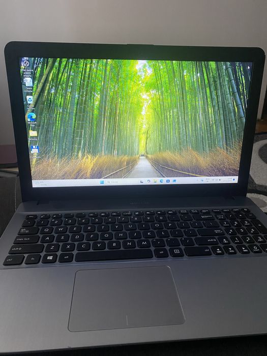 Vand Laptop Asus SonicMaster