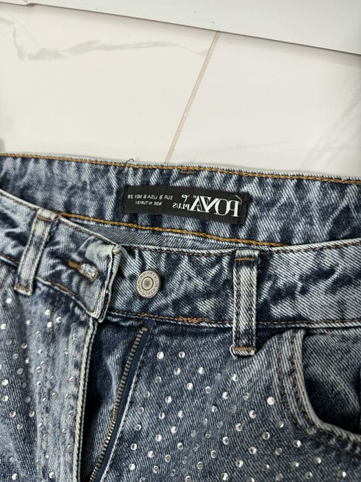 Дънки с камънии