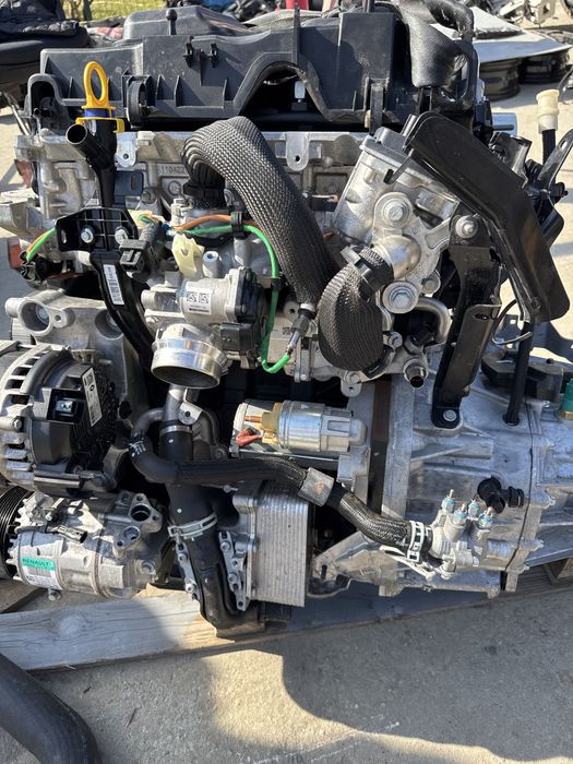 Motor 2.3 biturbo renault master 2024 cu 2000 km