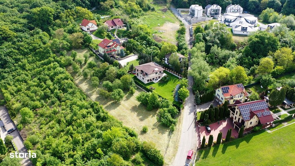 Ultimele 2 parcele de teren la Platoul cu PUZ - doar 161.16 euro + TVA