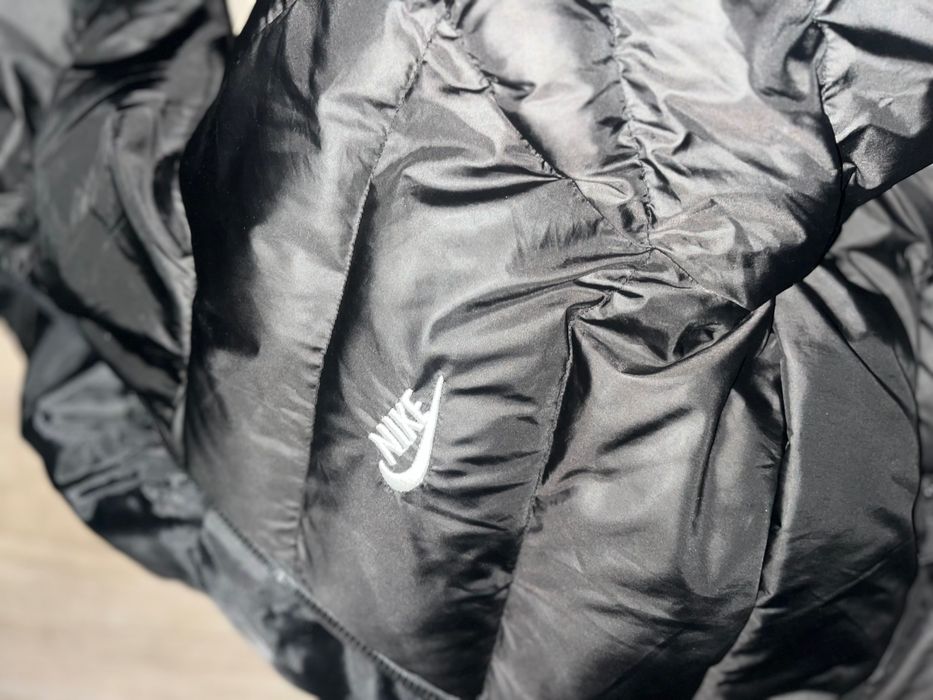 Nike яке XXL за зимата