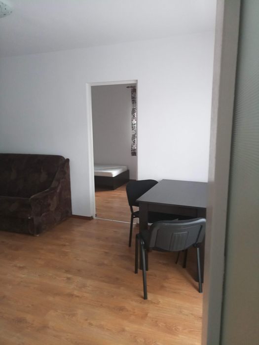 Apartament de închiriat