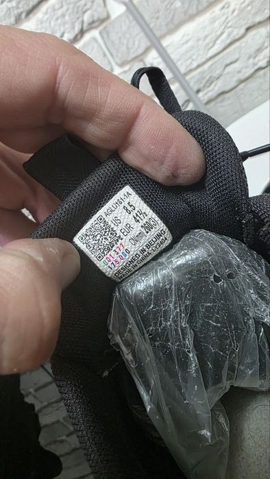 Оригинальные кроссы Li-ning