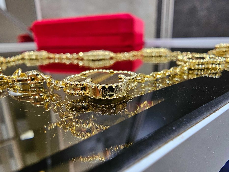 Van Cleef & Arpels VCA Gold Tiger Eye 10 Motifs Alhambra Дамско Колие