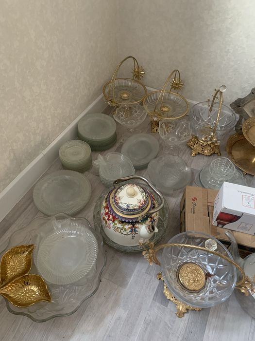 Продаётся ПОСУДА в отличном состоянии!