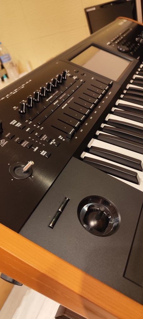 Korg Kronos 2 - 61 key
