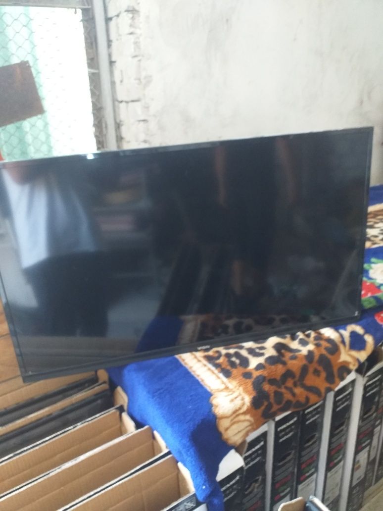 Продаются телевизоры Artel Samnung 42 43 размер 32 тоже есть , Т 2