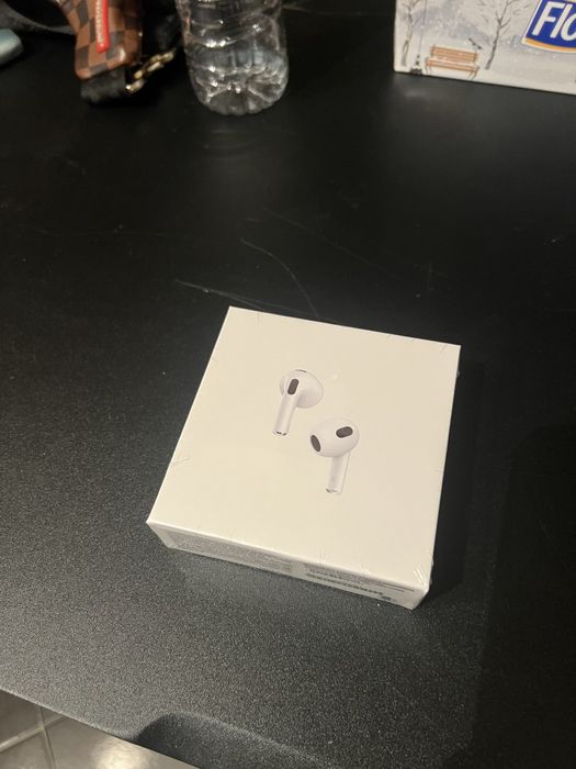 Apple Airpods Pro безжични слушалки