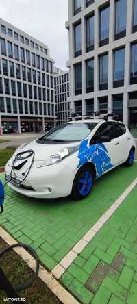 Nissan Leaf 24kW peste 100km autonomie