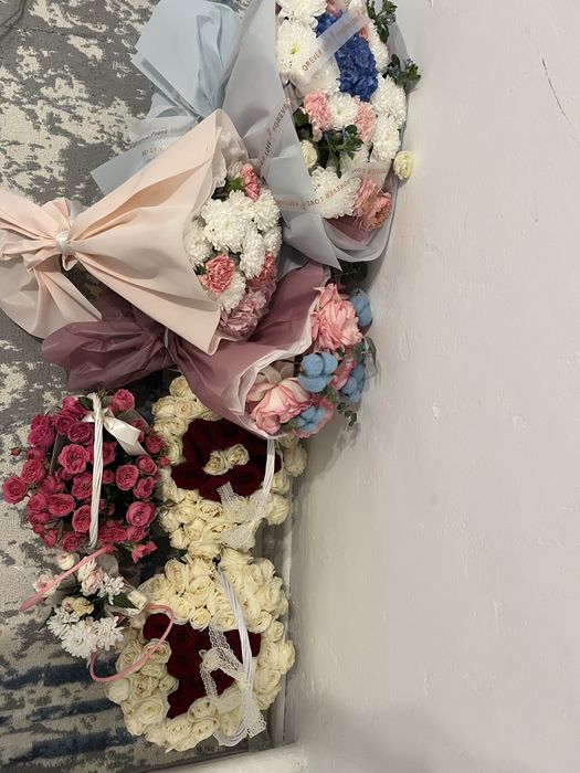 цветы по доступно цене свежие разные