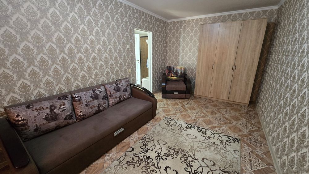 Сдам 1 ком.кв. в центре 11 микр.