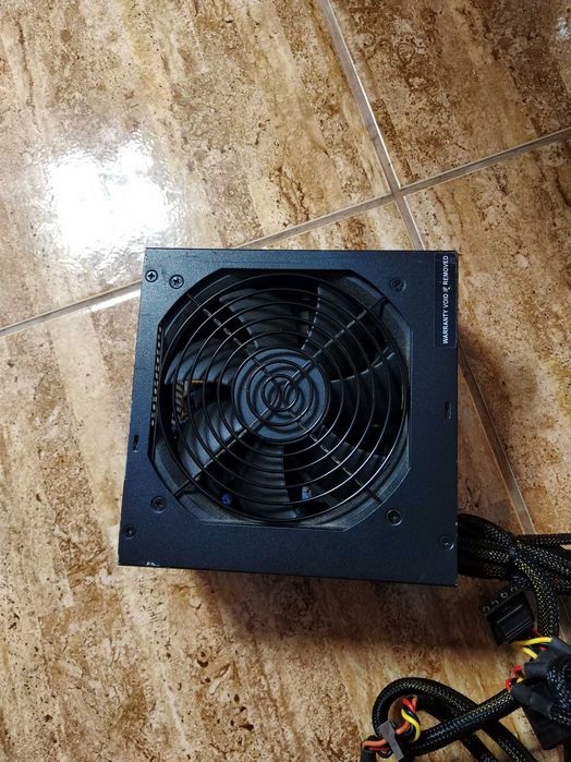 Захранване за компютър 650w Corsair Gold