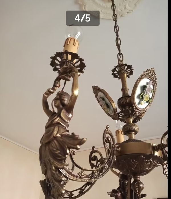 Lustră din bronz si ceramică