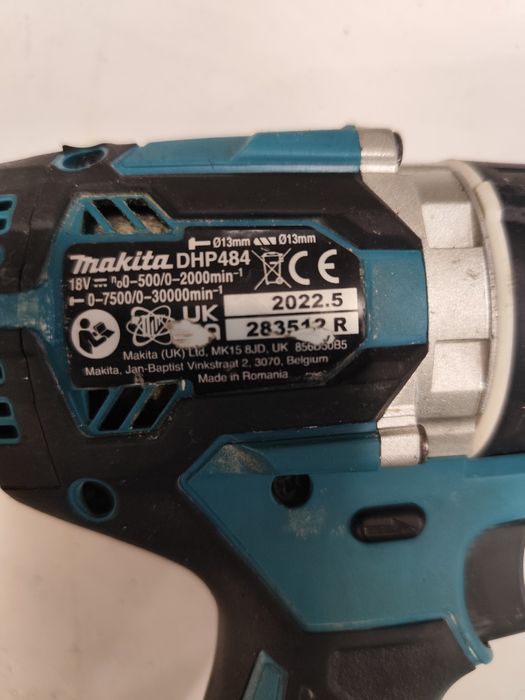 Безчетков удърен акумулаторен винтоверт Макита Makita DHP484 + 5Ah