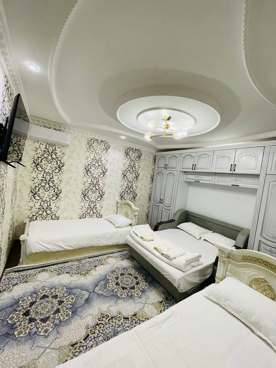 «Hostel-Хостел,Mehmonxona-Мехмонхона Гостиница.SAMARQAND Registon 24/7