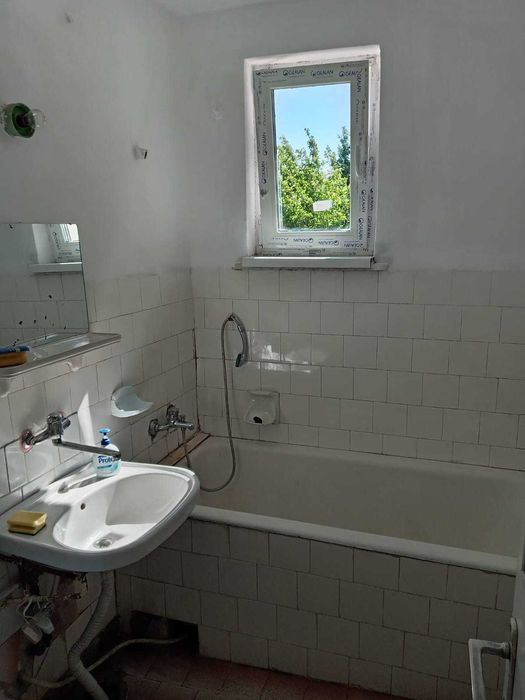 Apartament 3 camere - Liceul Mihai Eminescu- Bacău