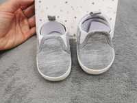 Бебешки обувки/пантофи - Нови