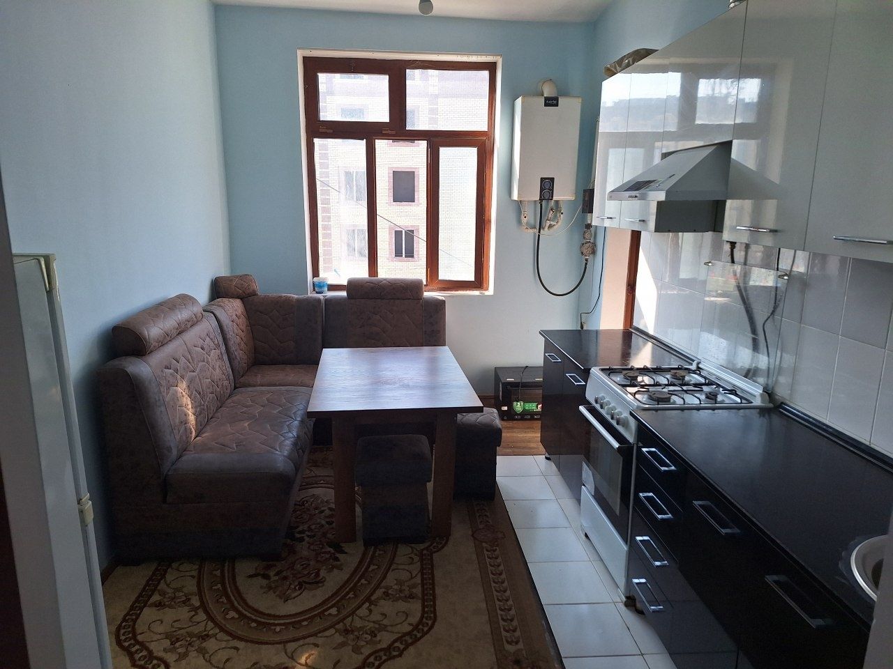 Qarshi shahridan 2 xonali 75 kv uy sotiladi