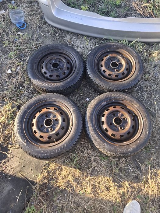 Jante tabla cu cauciucuri de iarna 155/65/13