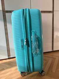 Чисто нов куфар Amerikan Tourister