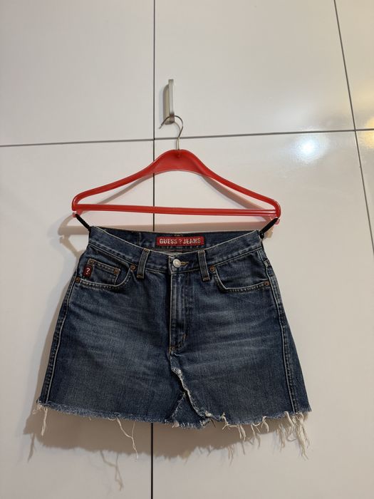 Дамска пола на Zara Guess