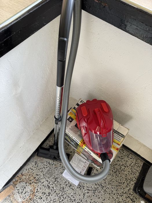 Прахосмукачка без Торба - Rowenta RO2913EA Swift Power Cyclonic, 750W!