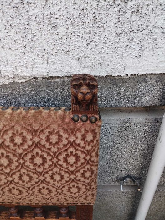 2 бр кресла / тронове / , 6 бр столове