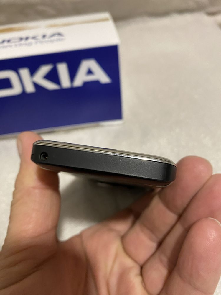 Nokia E72 ca nou
