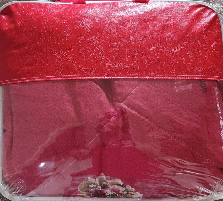 Одеяло теплое красное