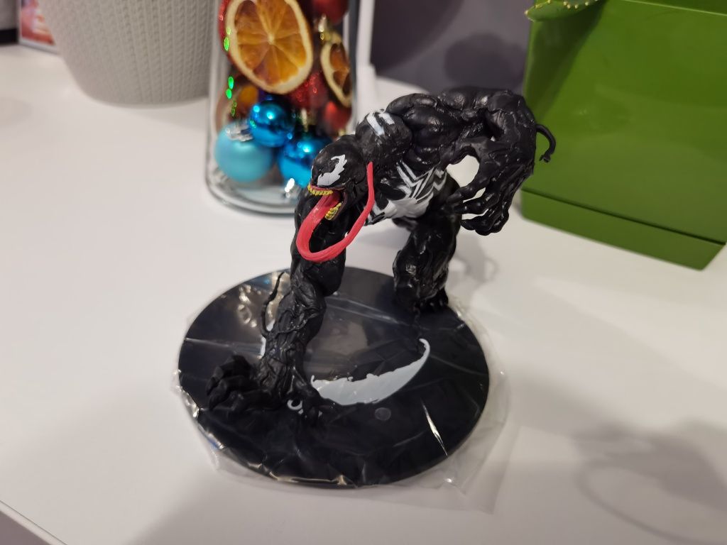Figurina Venom Marvel Spider-Man