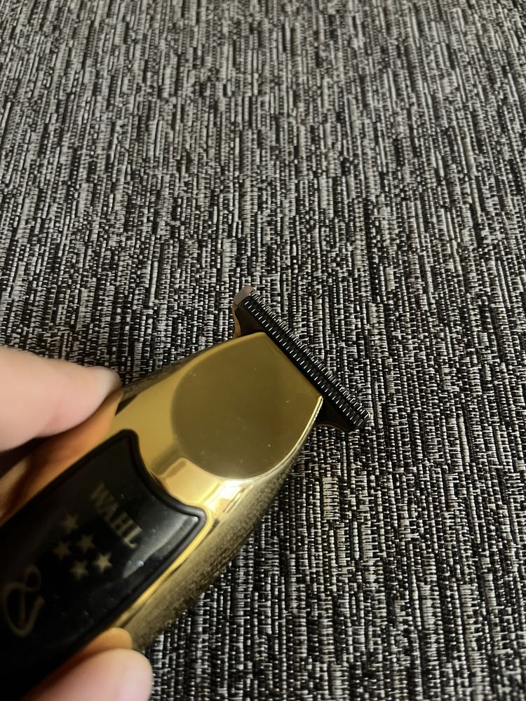 WAHL DETAILER GOLD + СТАНЦИЯ златен тример вал jrl gamma sc