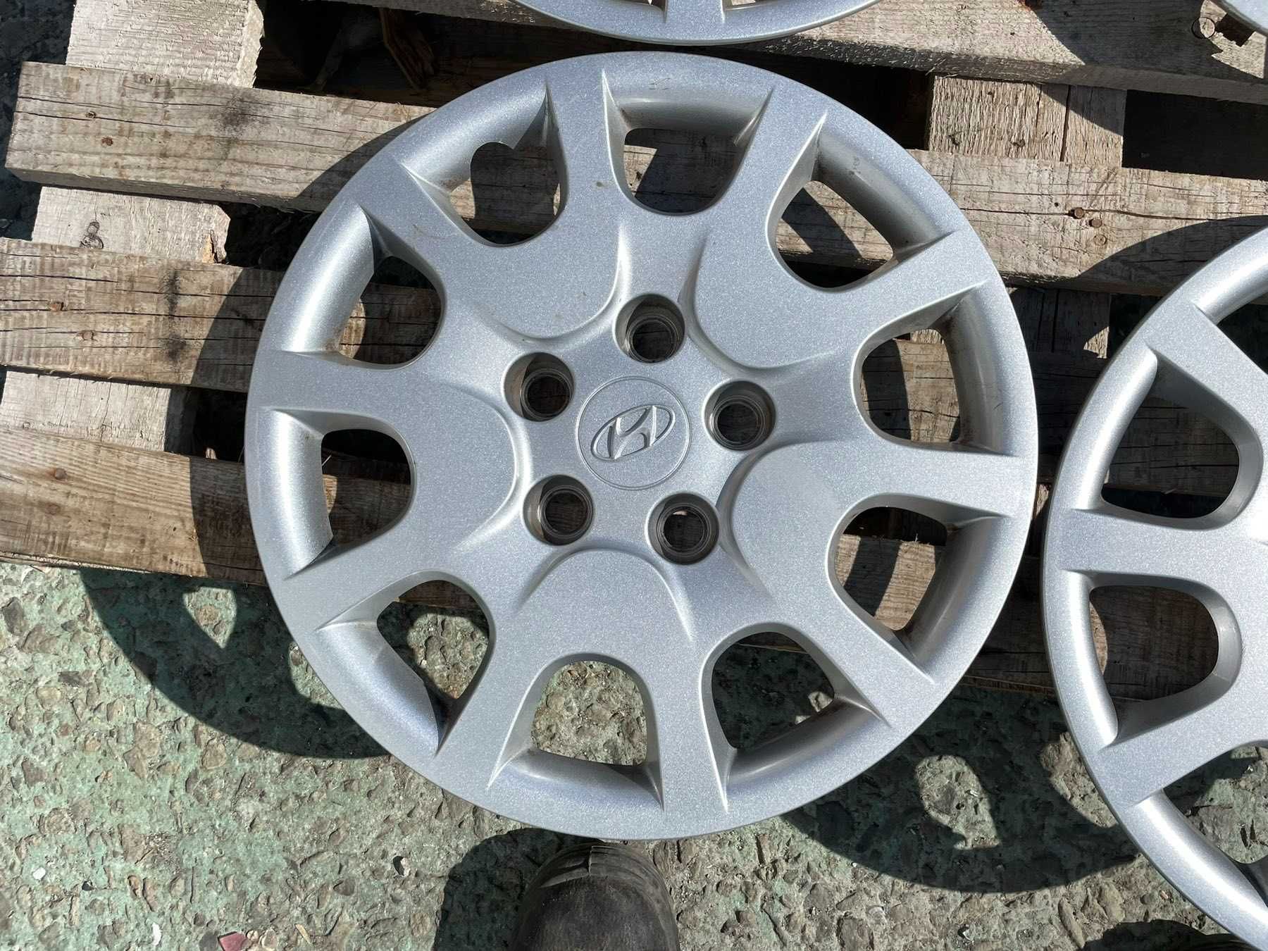 15 цола Тасове Хюндай И30 Hyundai I30 Оригинал 52960-A6000
