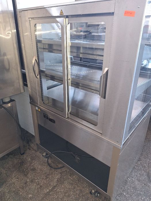 Топла витрина FRI-JADO