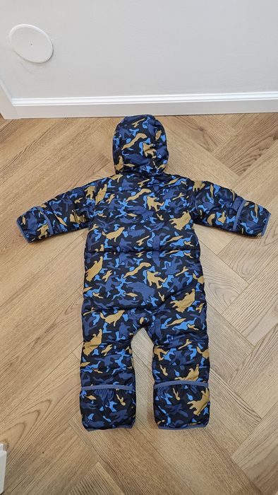 Combinezon Columbia, marime 12-18 luni, stare foarte buna.