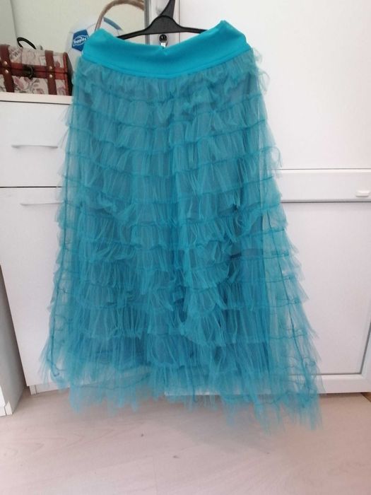 Ефектни пола и бюстие