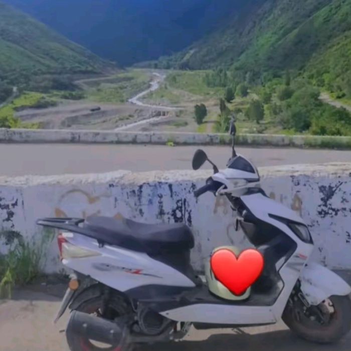 Продаю М8 мопед есть торг