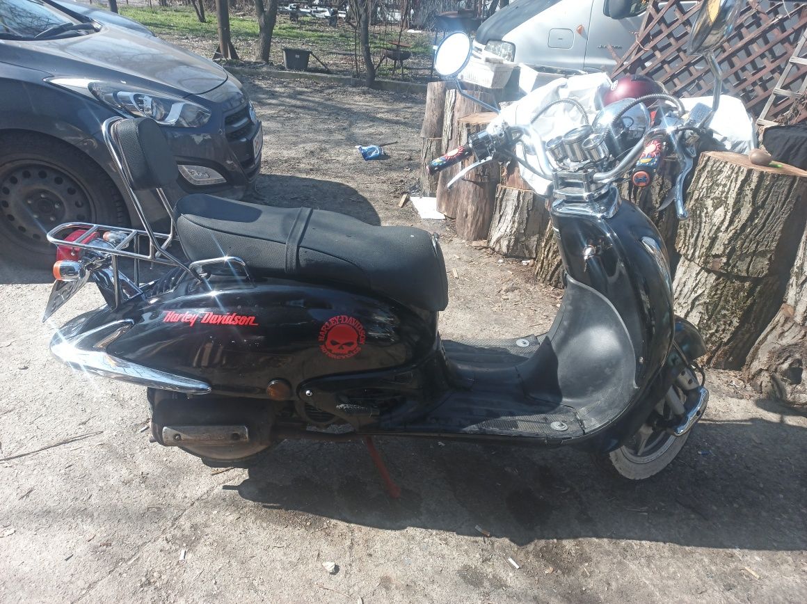 Scuter znen 50 cc